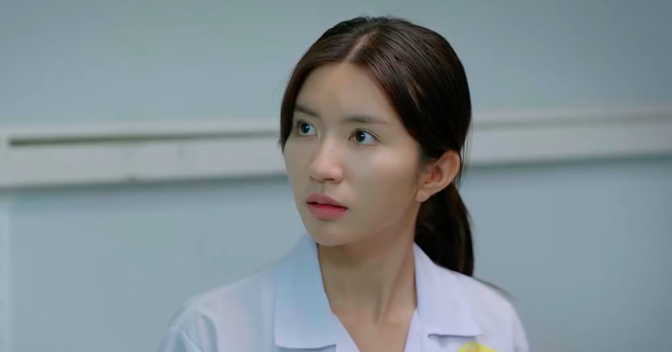 'Dịu dàng màu nắng' tập 23: Nghĩa đứng hình khi thấy Xuân thân mật với sếp Phong