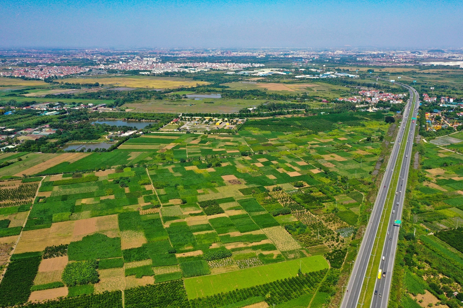 Giá đất sắp biến động lớn: Bước ngoặt chưa từng có hay ‘cú sốc’ mới cho thị trường?