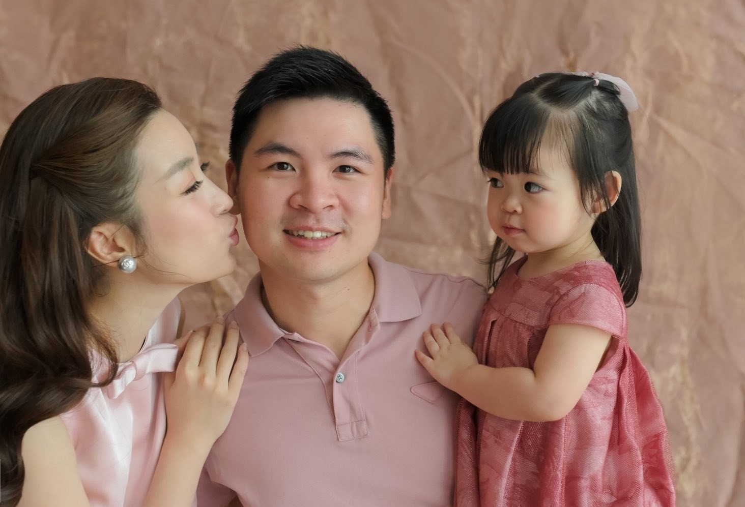 Hoa hậu Đỗ Mỹ Linh khoe thêm tin vui sau khi chồng làm Chủ tịch hãng hàng không