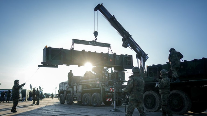 my dung vien tro quan su cho ukraine .jpg