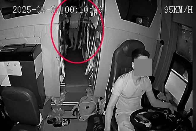 Nữ hành khách ở Hải Phòng tố tài xế xe giường nằm sờ bụng lúc nửa đêm