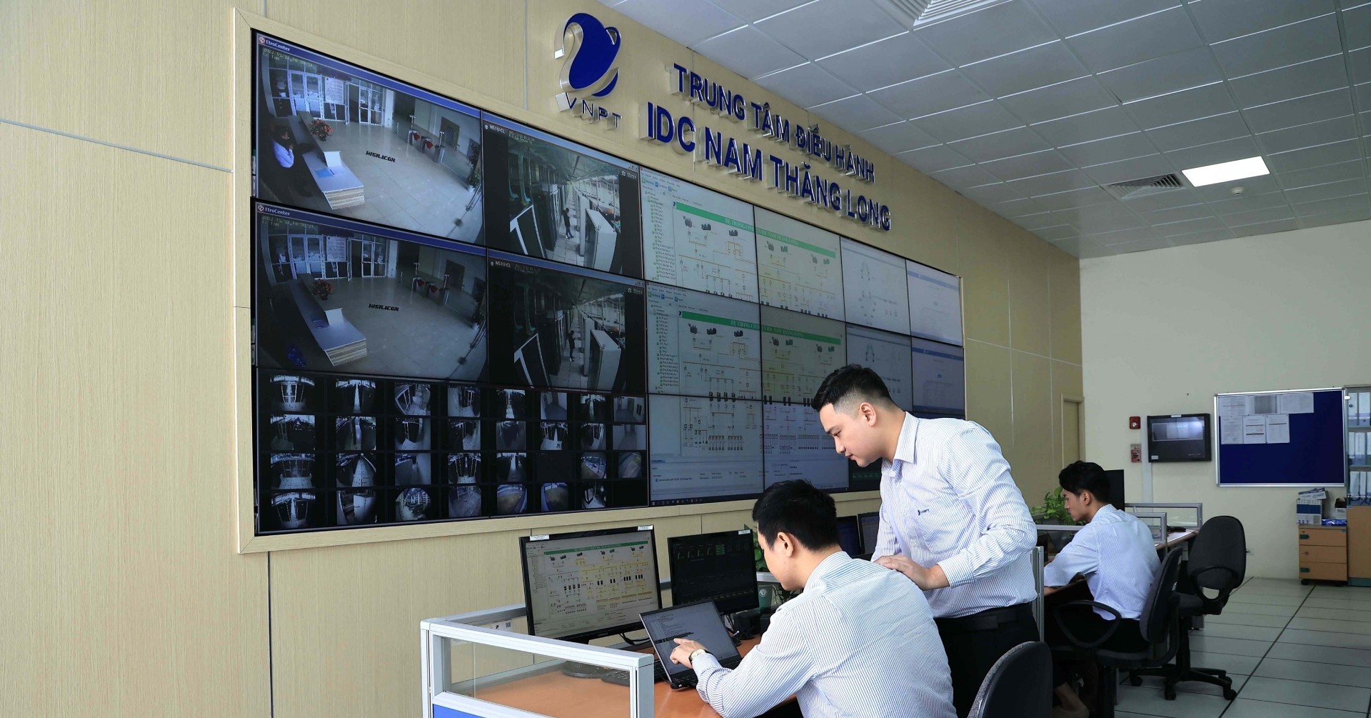 Rủi ro tiềm ẩn khi đặt máy chủ ngay tại văn phòng