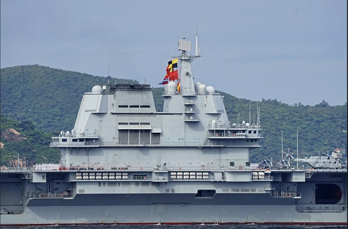 tàu sân bay Sơn Đông. Ảnh: The Standard