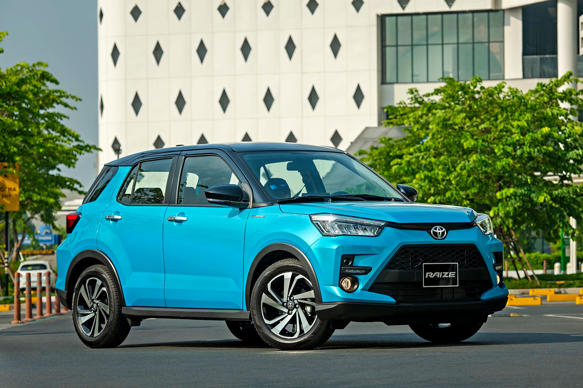 Toyota Raize.jpg