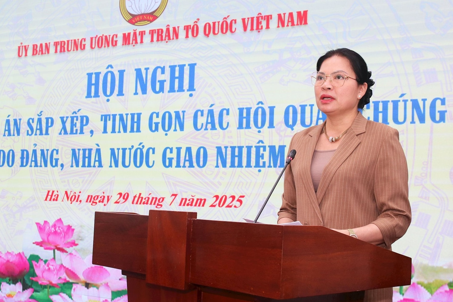 Trình Bộ Chính trị phương án tinh gọn 30 hội quần chúng trước ngày 31/8