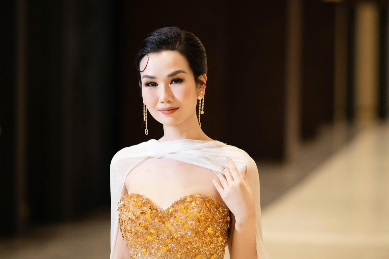 Cặp ca sĩ Anh Tú - LyLy, Võ Hạ Trâm tham gia chương trình ca ngợi ngành công an