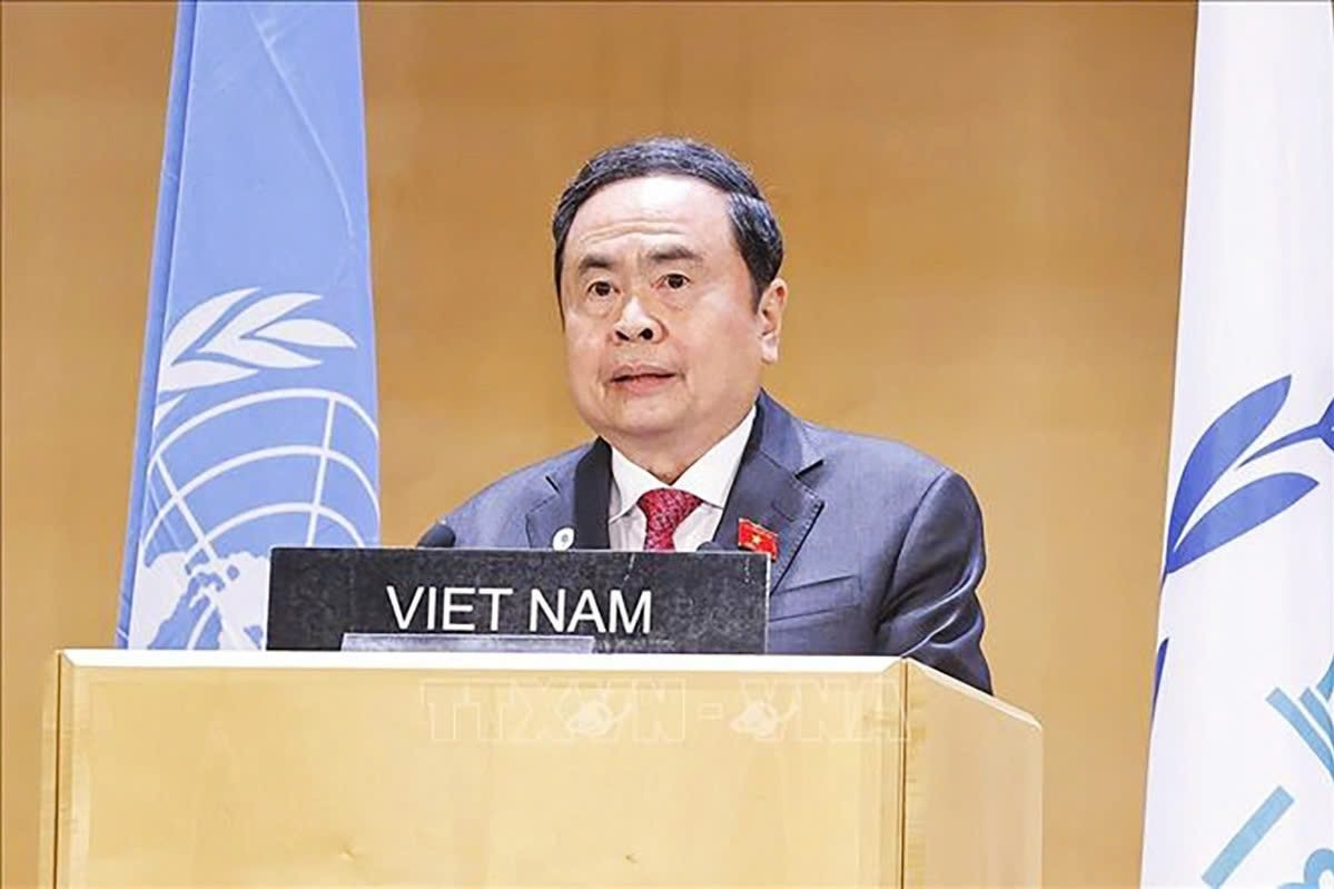 Chủ tịch Quốc hội: Chung tay xây dựng tương lai hòa bình, thịnh vượng