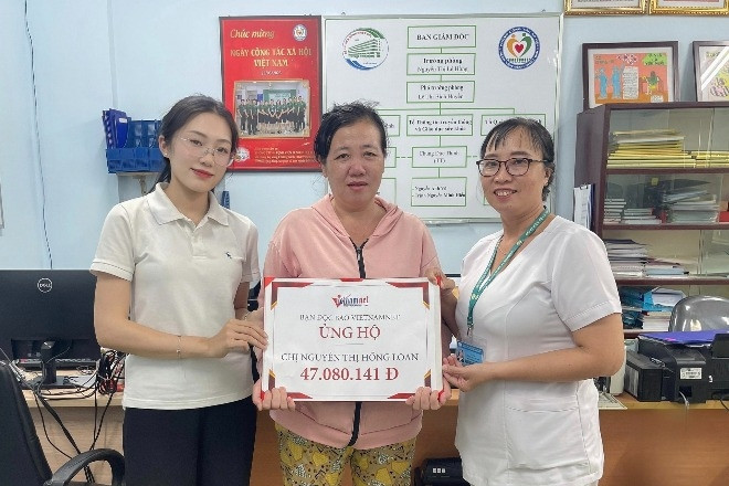 Cô gái trẻ suy thận và mắc sốt xuất huyết được bạn đọc giúp đỡ hơn 47 triệu đồng