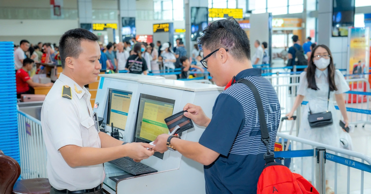 Đường bay Hà Nội - TPHCM tiếp tục bận rộn top đầu thế giới