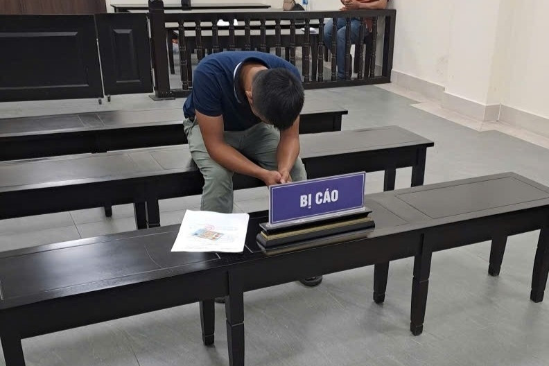 Kẻ ‘ngáo đá’ cầm dao, súng uy hiếp, người phòng vệ chính đáng nhận án tù