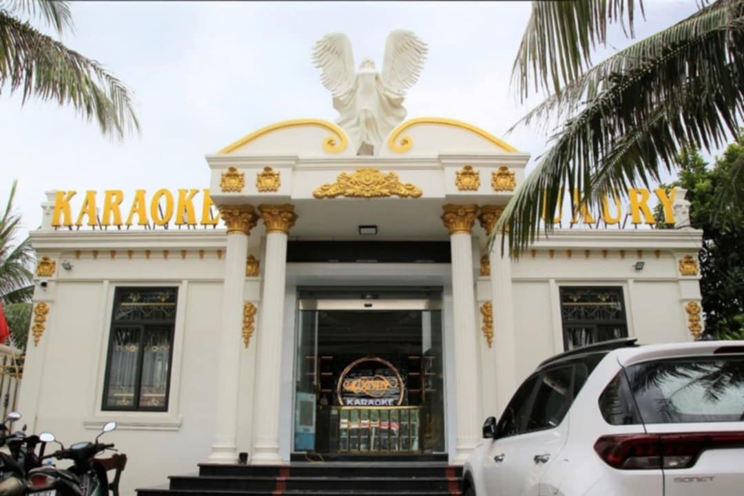 Khởi tố 20 người liên quan đến ma tuý trong quán karaoke ở Ninh Bình