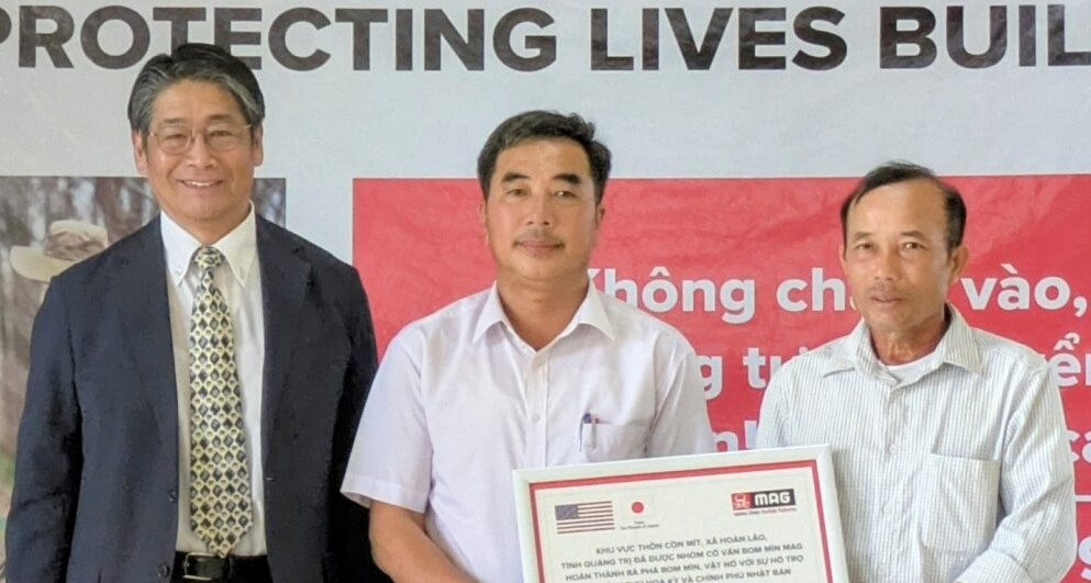 Nhật Bản bàn giao đất đã hoàn thành công tác rà phá bom mìn