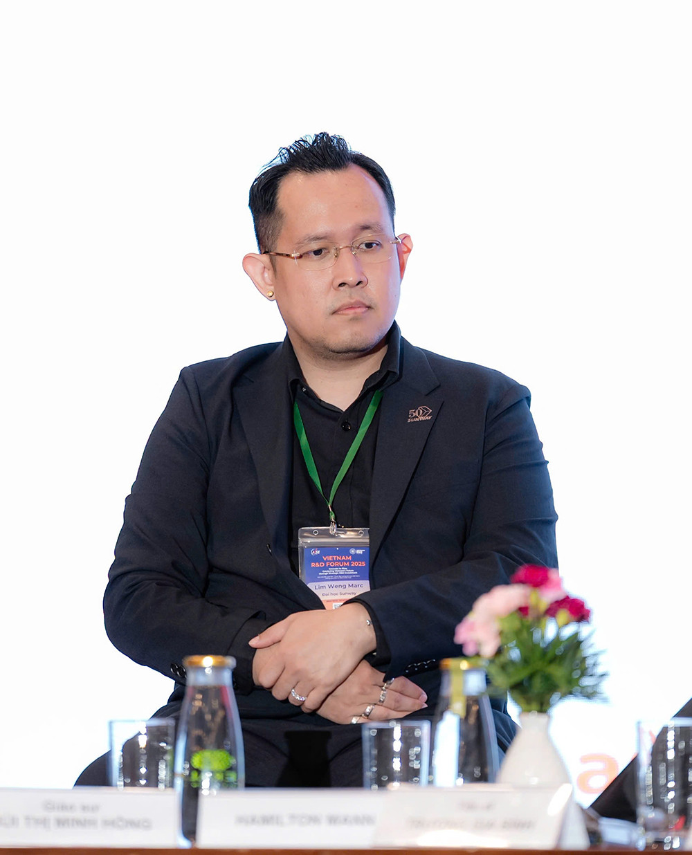 thao luan1.jpg