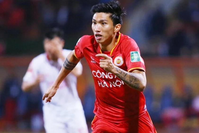 Văn Hậu báo tin cực vui với CAHN và tuyển Việt Nam