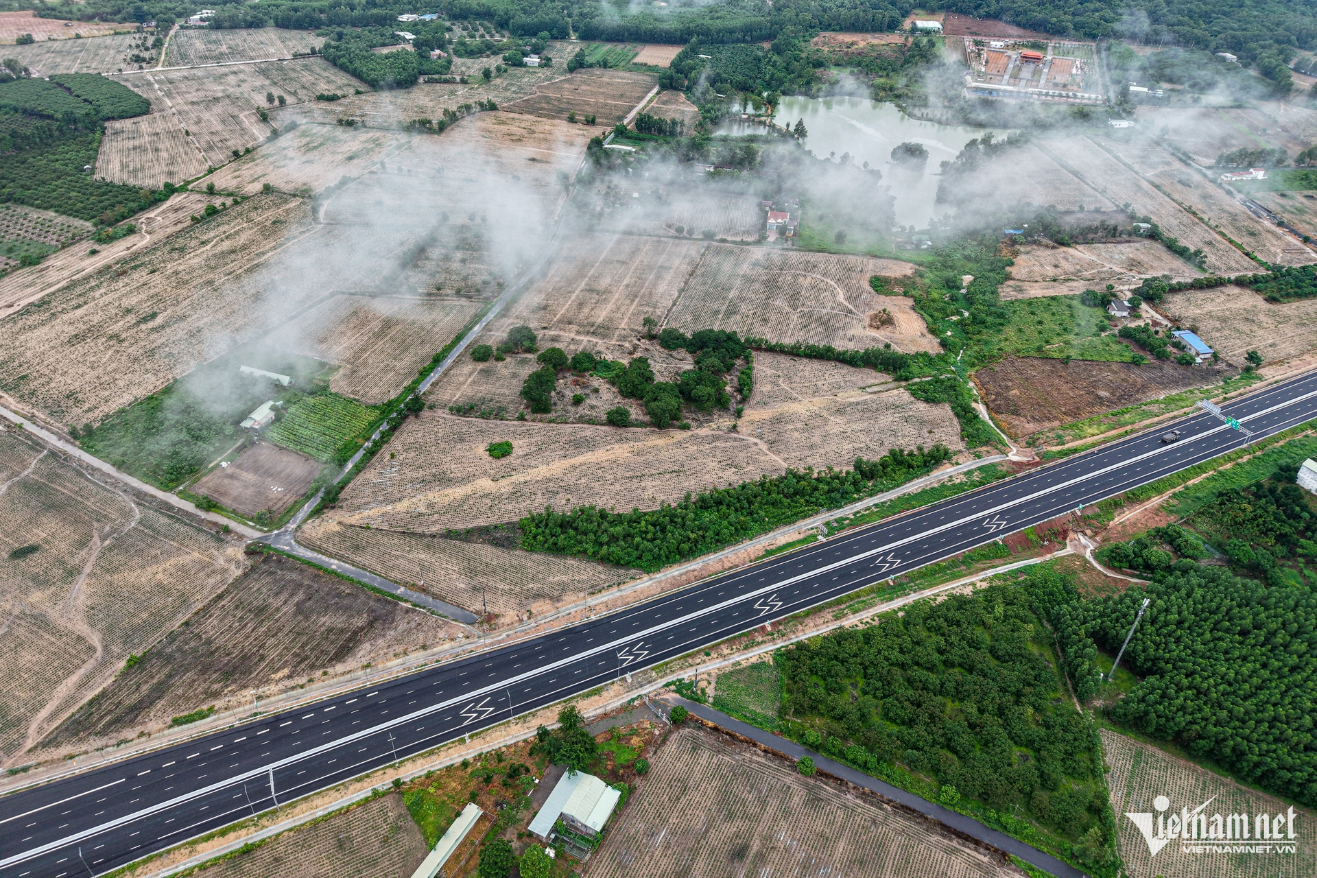 W-cao toc bien hoa vung tau Nguyễn Huế 13.jpg