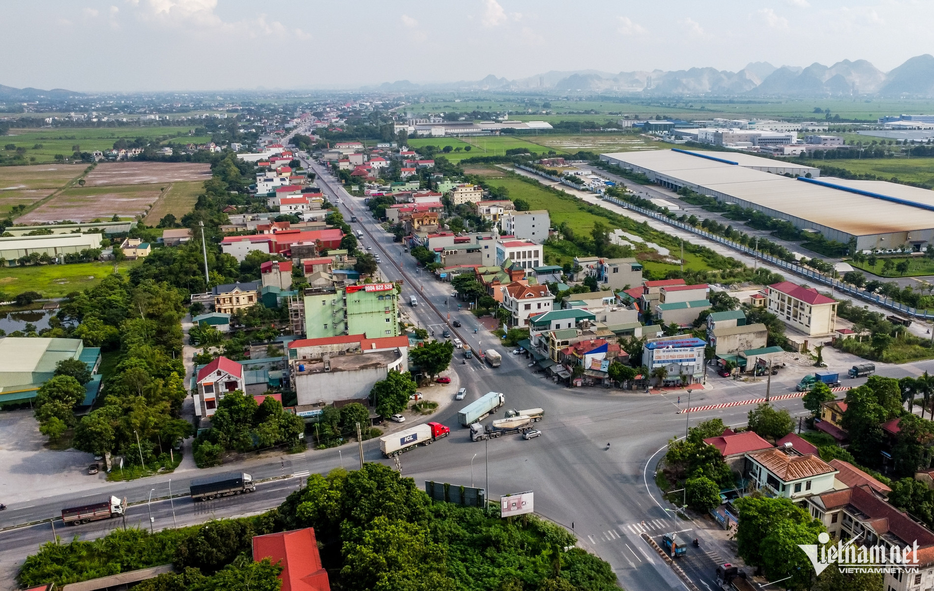 W-Sân bay_2.jpg