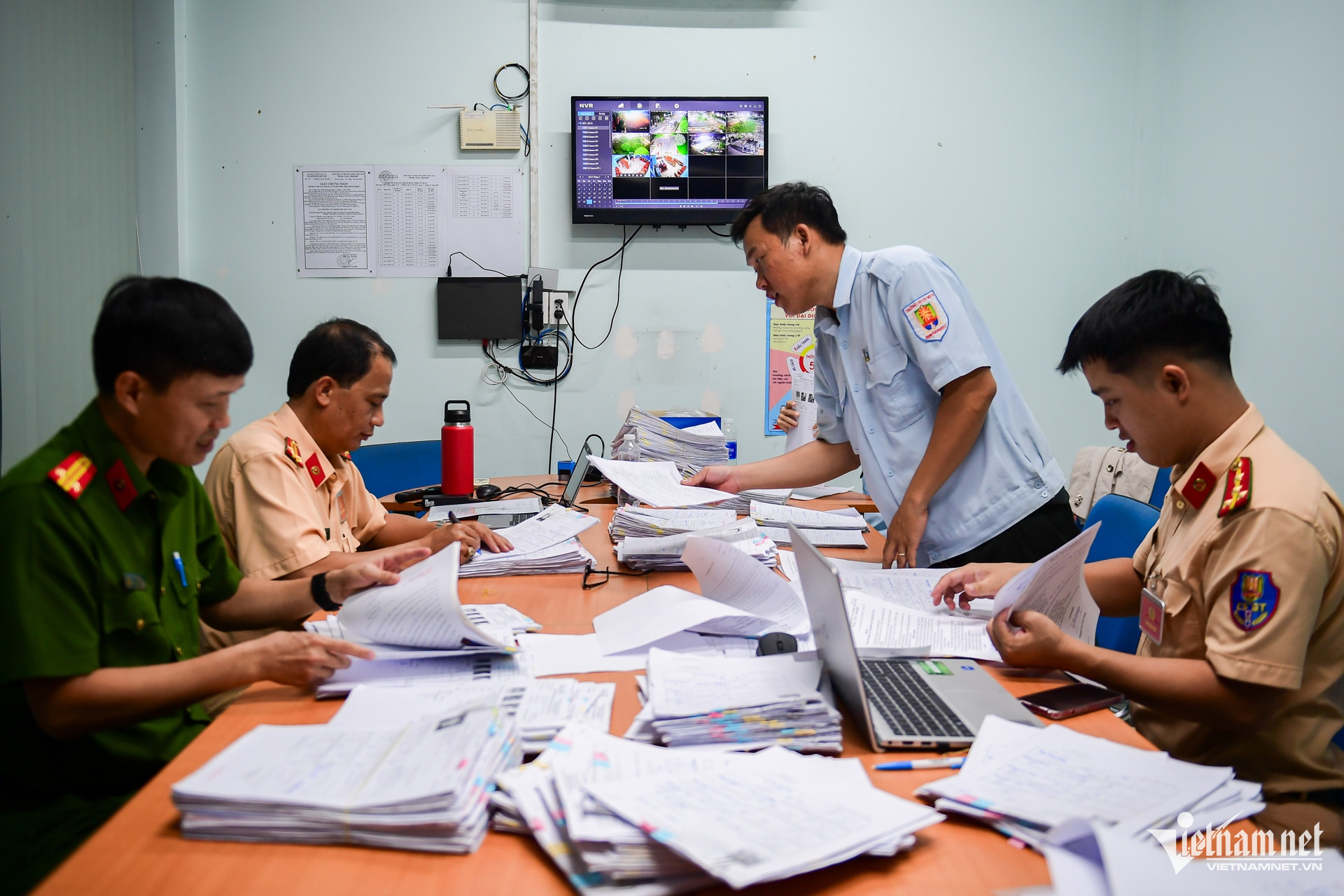 W-thi sát hạch lái xe Nguyễn Huế 26.jpg