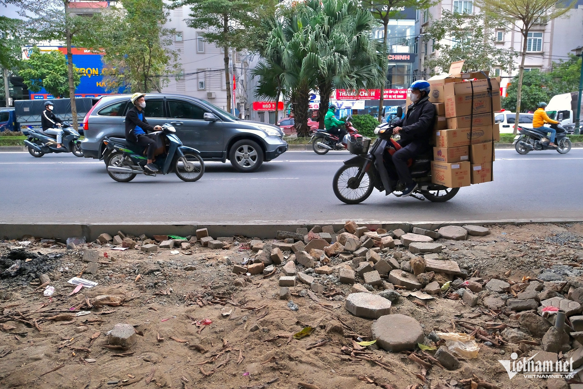 Hà Nội tạm dừng đào đường, vỉa hè phục vụ Lễ kỷ niệm Quốc khánh 2/9