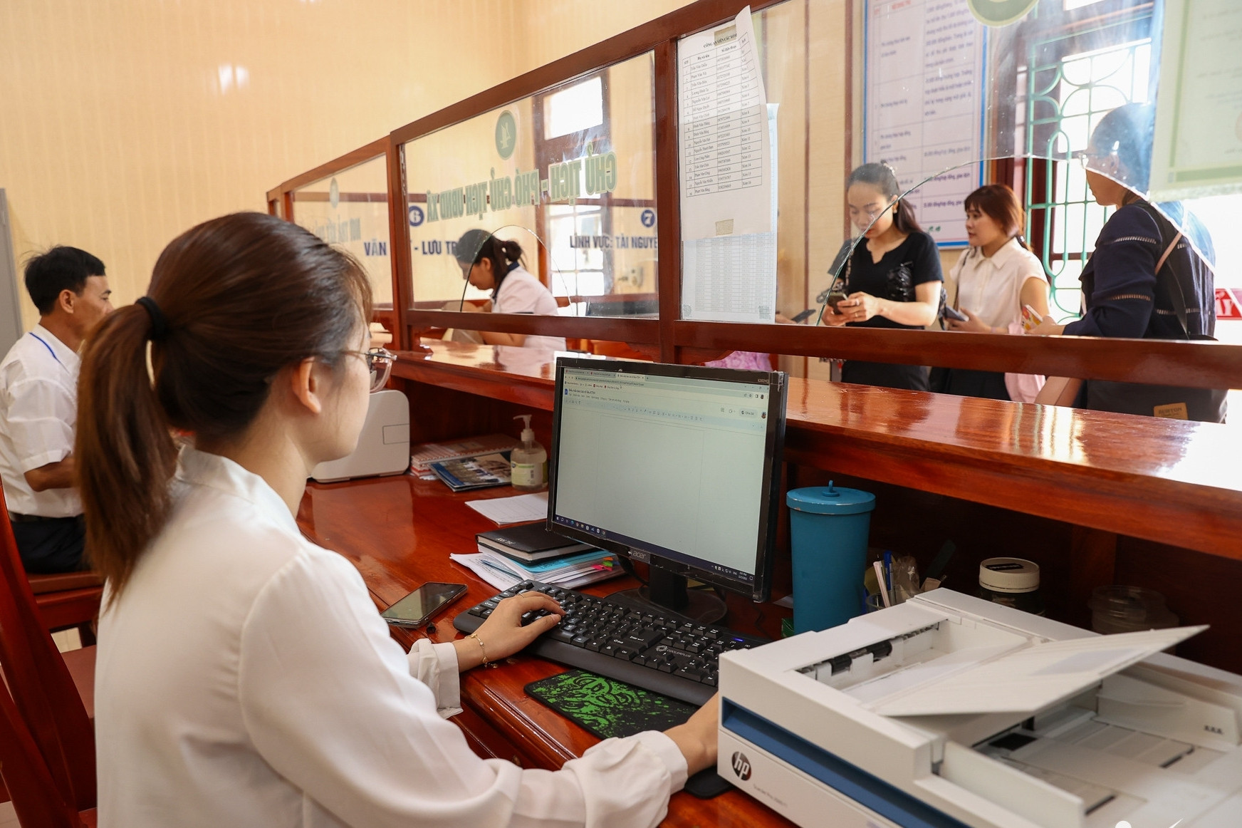 Bộ Nội vụ trả lời về thời gian tính chế độ tinh giản biên chế theo Nghị định 154