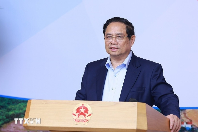 Thủ tướng: Hoàn thành xây dựng 3.000km đường bộ cao tốc trong năm 2025