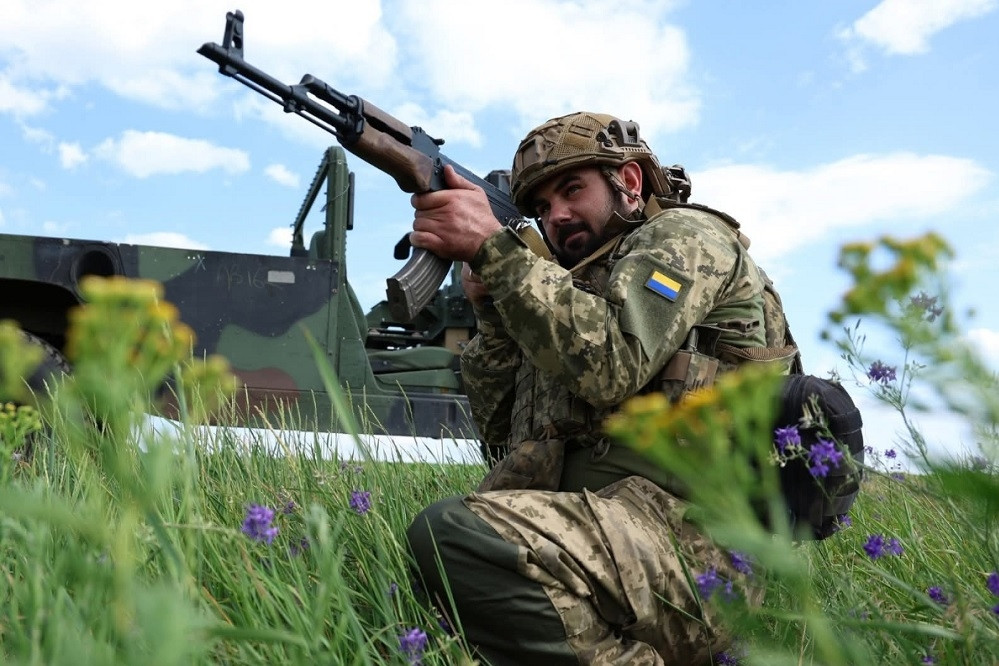 Ukraine bác bỏ thất thế ở Zaporizhzhia, nghị sĩ Nga nêu chiến lược về Chasiv Yar