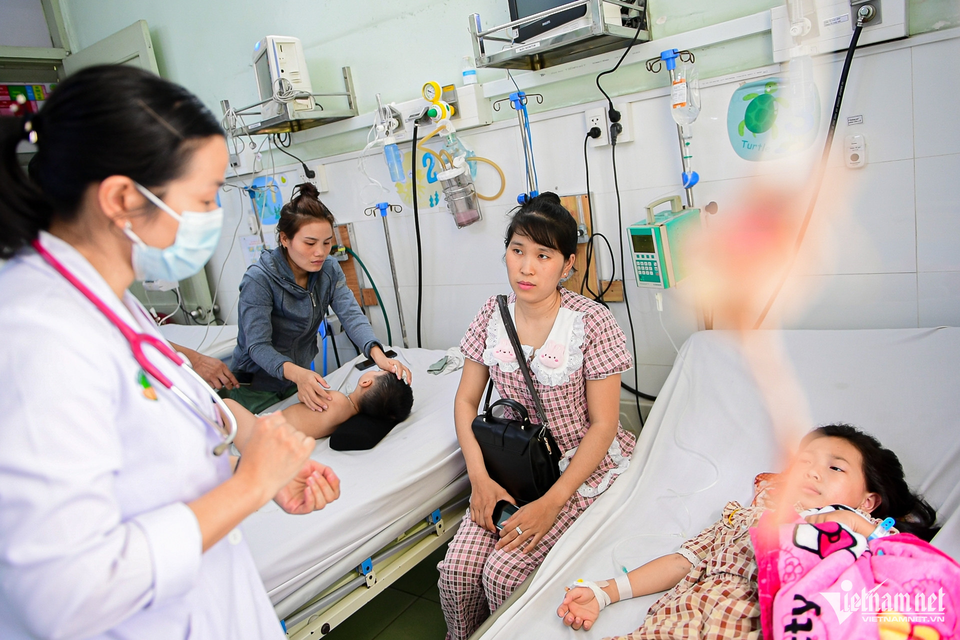 W-khám bệnh, sốt xuất huyết Nguyễn Huế 9.jpg