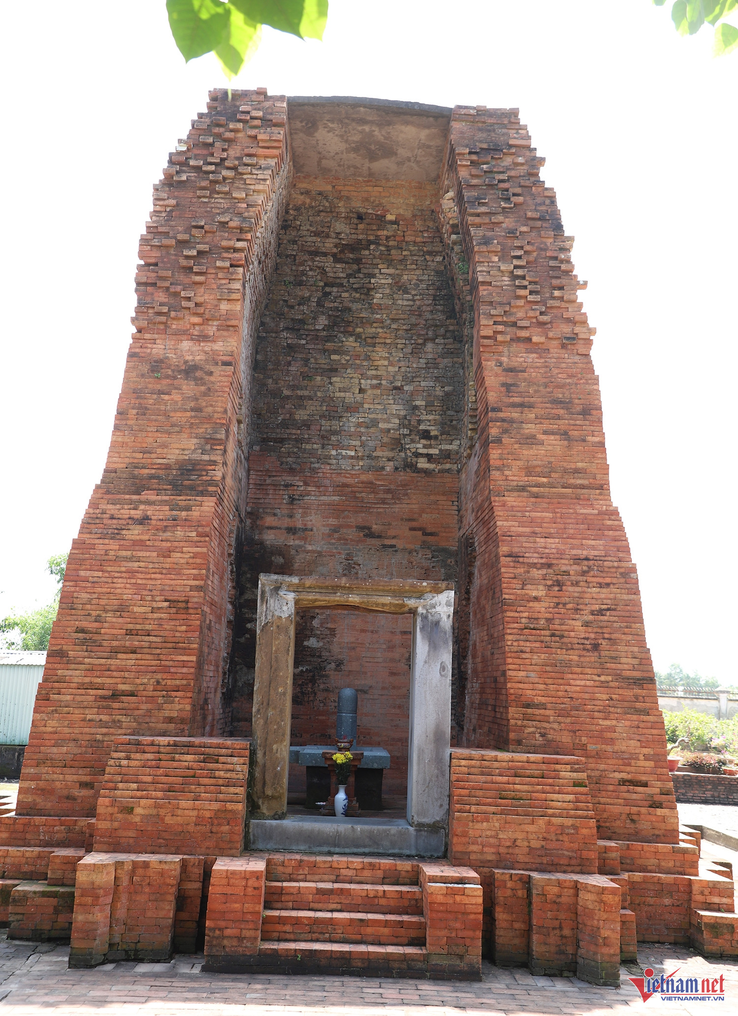 W-tháp cổ Vĩnh hưng 4.JPG.jpg