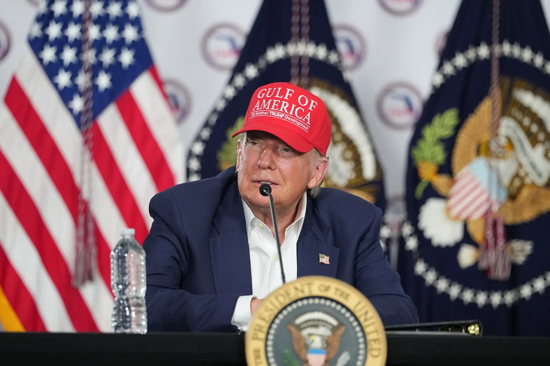 02dc immig hjzc superJumbo.jpg