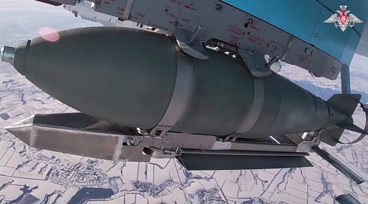 BOm lượn của Nga.jpg