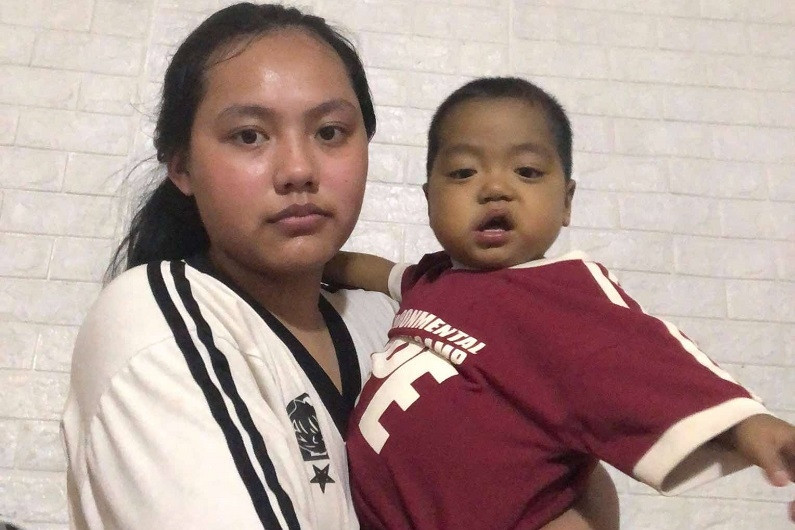 Cần lắm sự chung tay cứu bé trai 21 tháng tuổi bị teo mật bẩm sinh và xơ gan