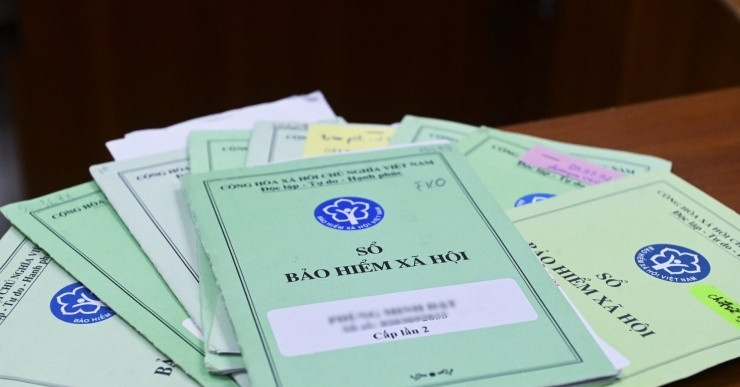 Chậm nhất 2026, người dân sẽ có sổ BHXH điện tử