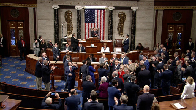 ha vien my du luat cua trump.jpg