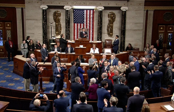 Hạ viện Mỹ thông qua ‘dự luật to lớn đẹp đẽ’ của ông Trump