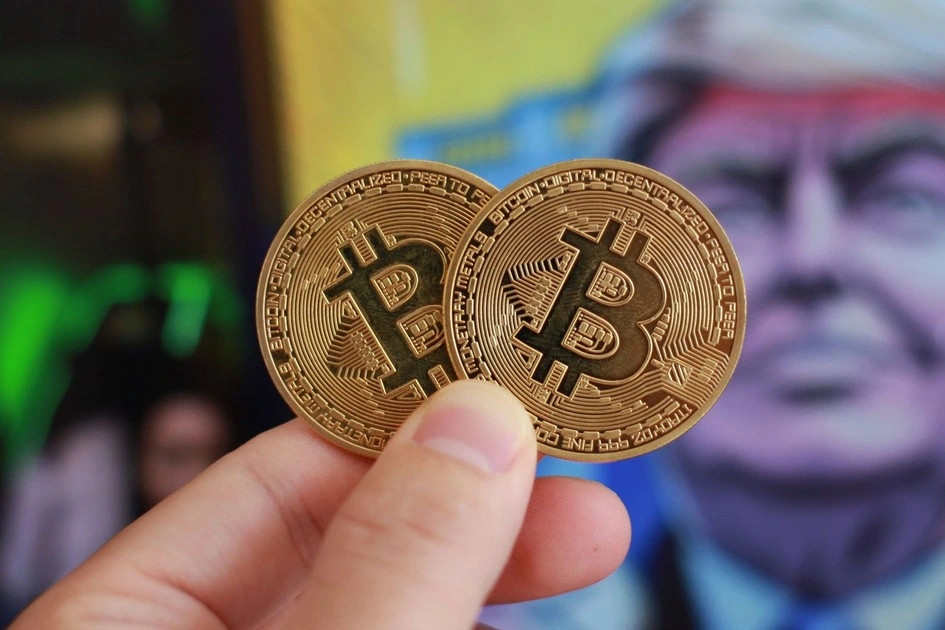 Hậu 'khoảnh khắc lịch sử' Donald Trump, đồng Bitcoin lao dốc