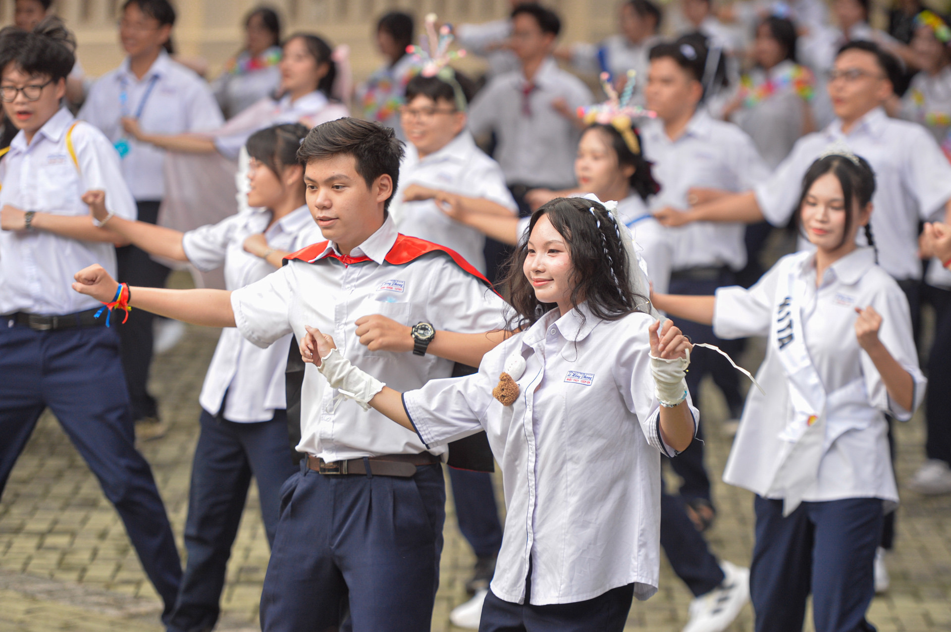 học sinh, lớp 12 16.jpg