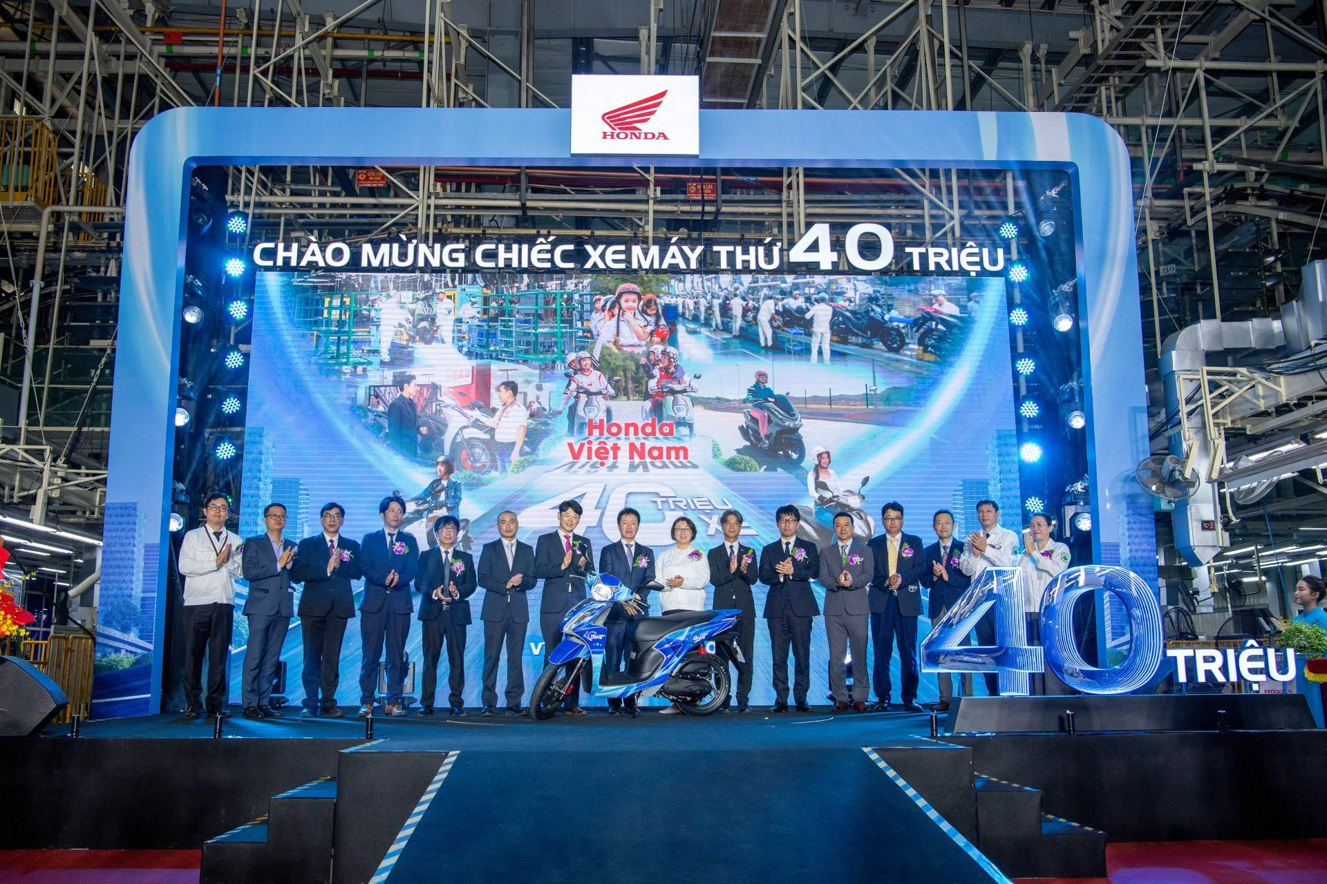 Honda Việt Nam nỗ lực vì mục tiêu trung hòa carbon và an toàn giao thông