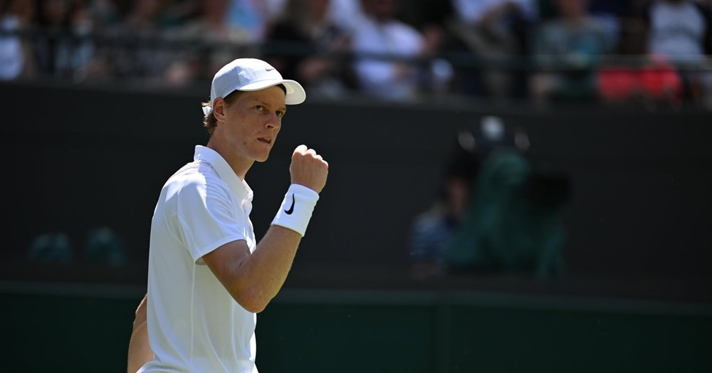Jannik Sinner thị uy sức mạnh tại Wimbledon