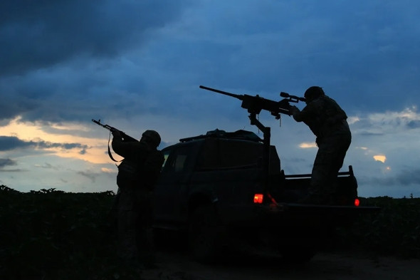 Nga tiếp tục dội tên lửa và UAV vào Ukraine, người dân được yêu cầu đi trú ẩn