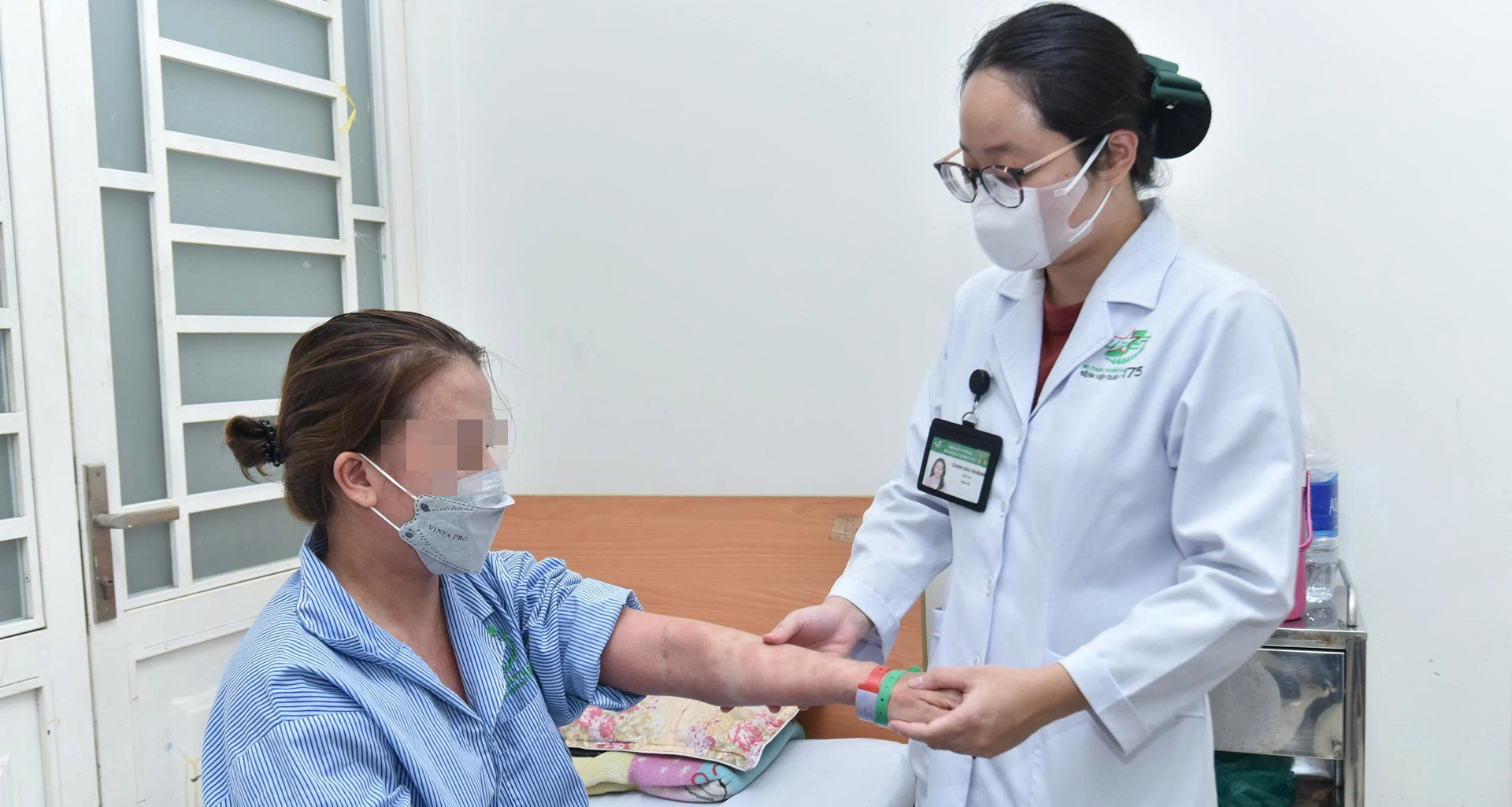 Nguy kịch sau khi dùng thuốc giảm cân thải độc, collagen