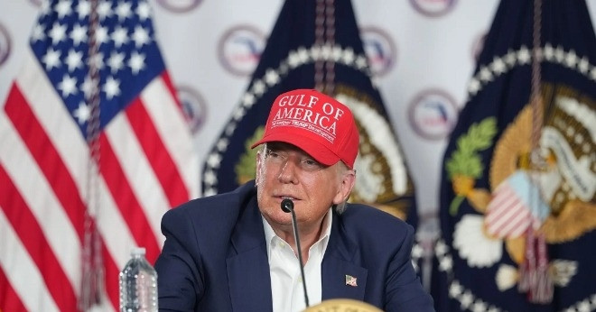 Ông Trump lên tiếng về việc tạm dừng viện trợ vũ khí cho Ukraine