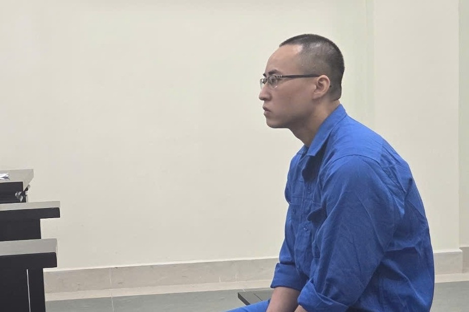 Thuê người đánh giày đóng vai bố vợ, thực hiện cú lừa tiền tỷ