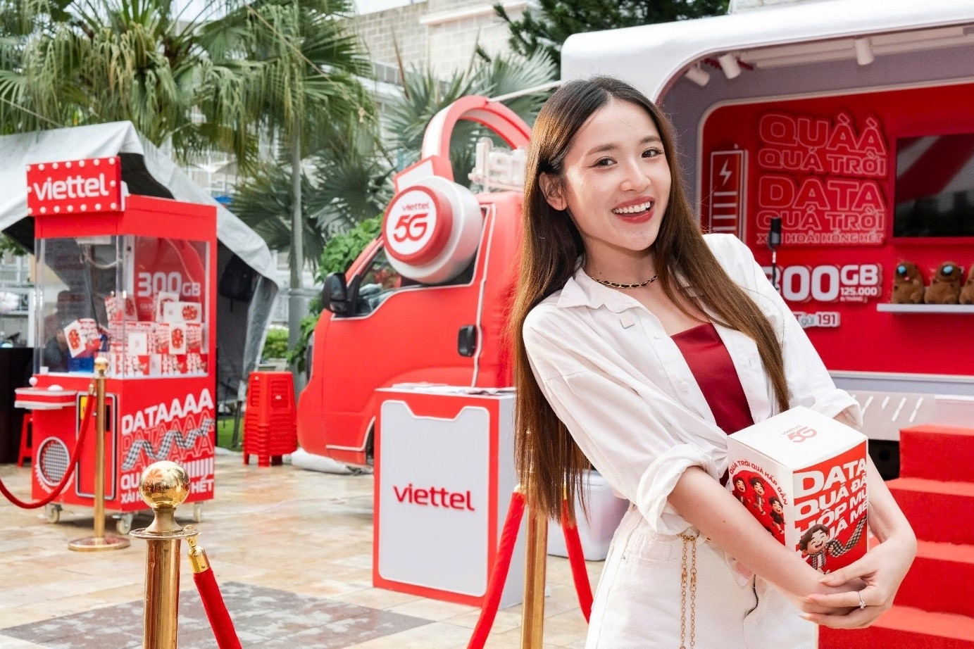 Viettel phối hợp OPPO ra mắt Reno14 Series, tung ưu đãi hấp dẫn