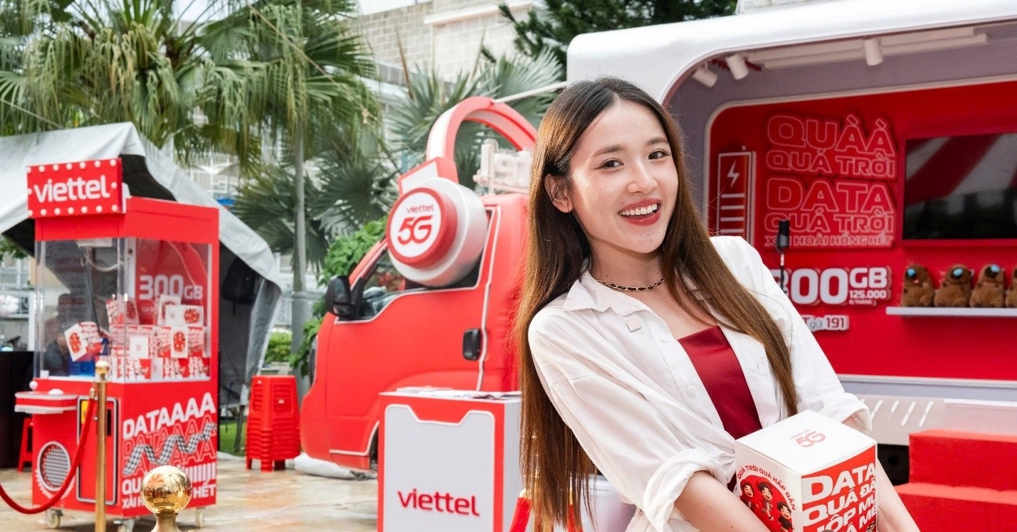Viettel phối hợp OPPO ra mắt Reno14 Series, tung ưu đãi hấp dẫn