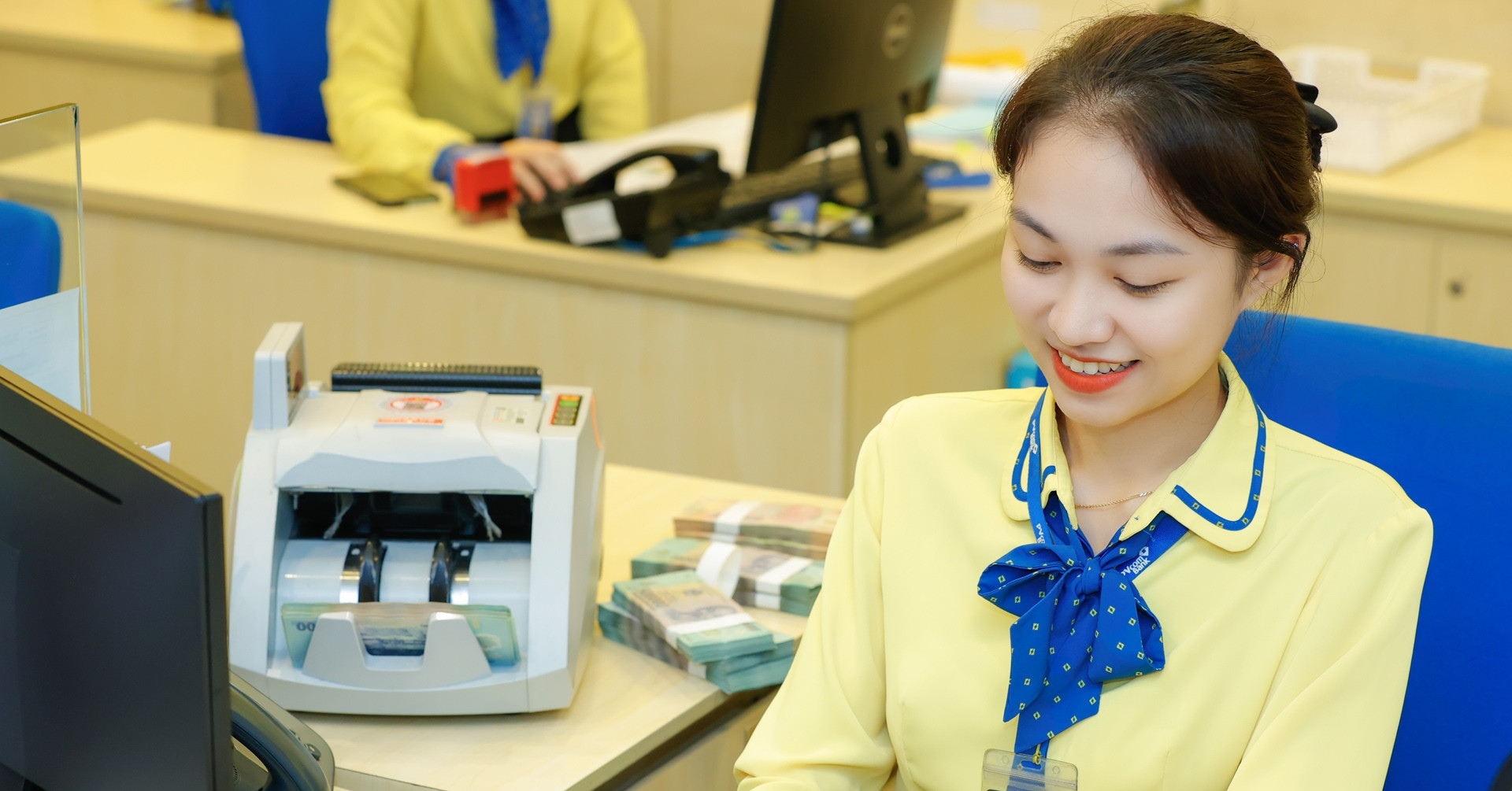 Lãi suất ngân hàng 5/7/2025: Bất ngờ lãi suất ngân hàng chuyển giao bắt buộc