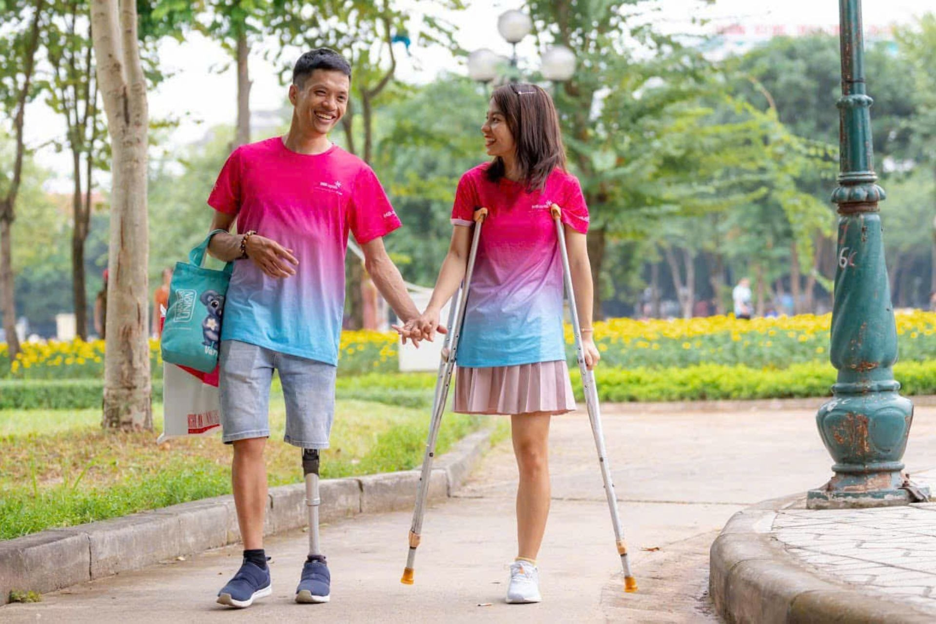 Nữ chiến binh một chân, lan tỏa năng lượng thu hút triệu view trên tiktok