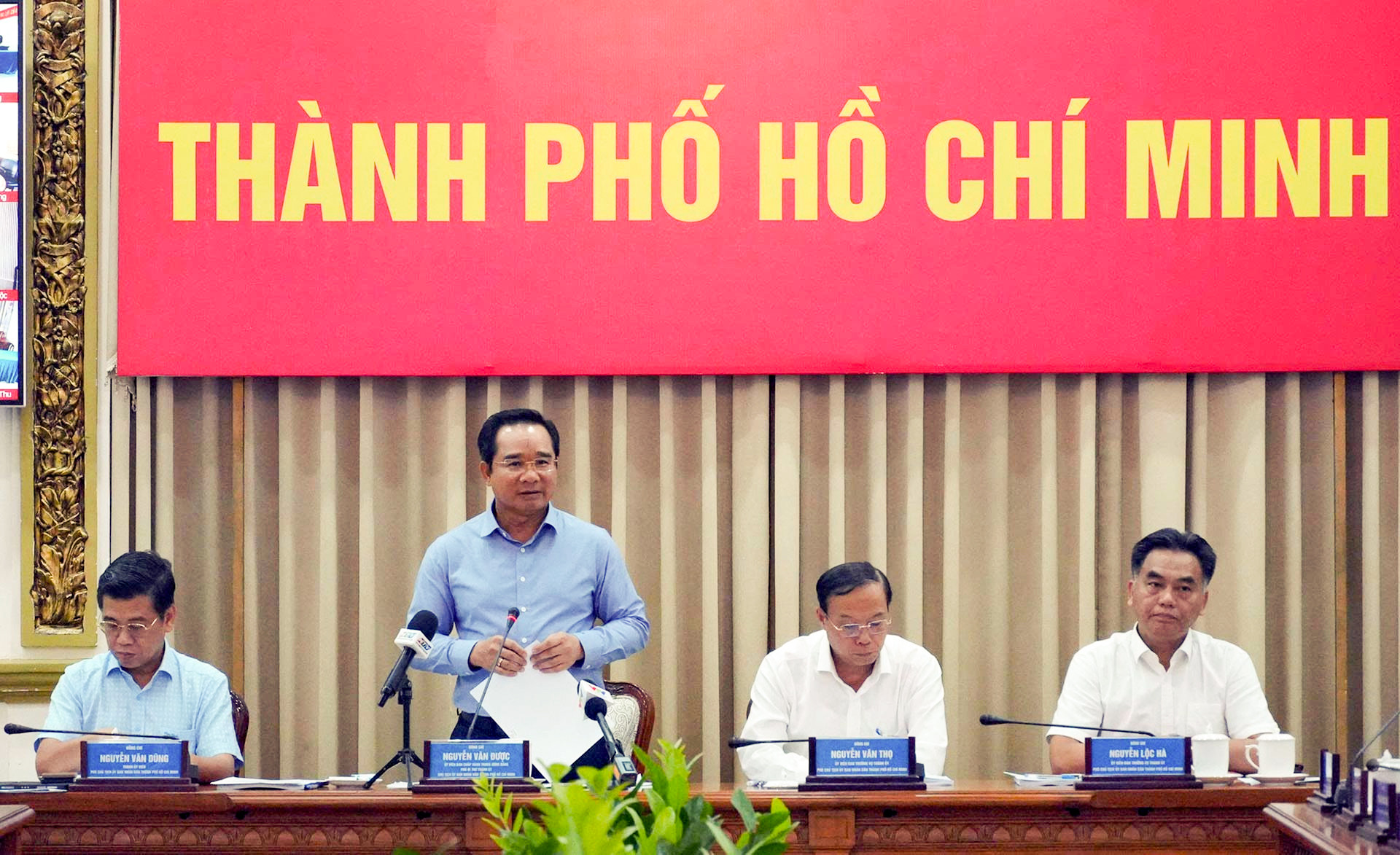 គាត់ទទួលបាន 1 80393.jpg