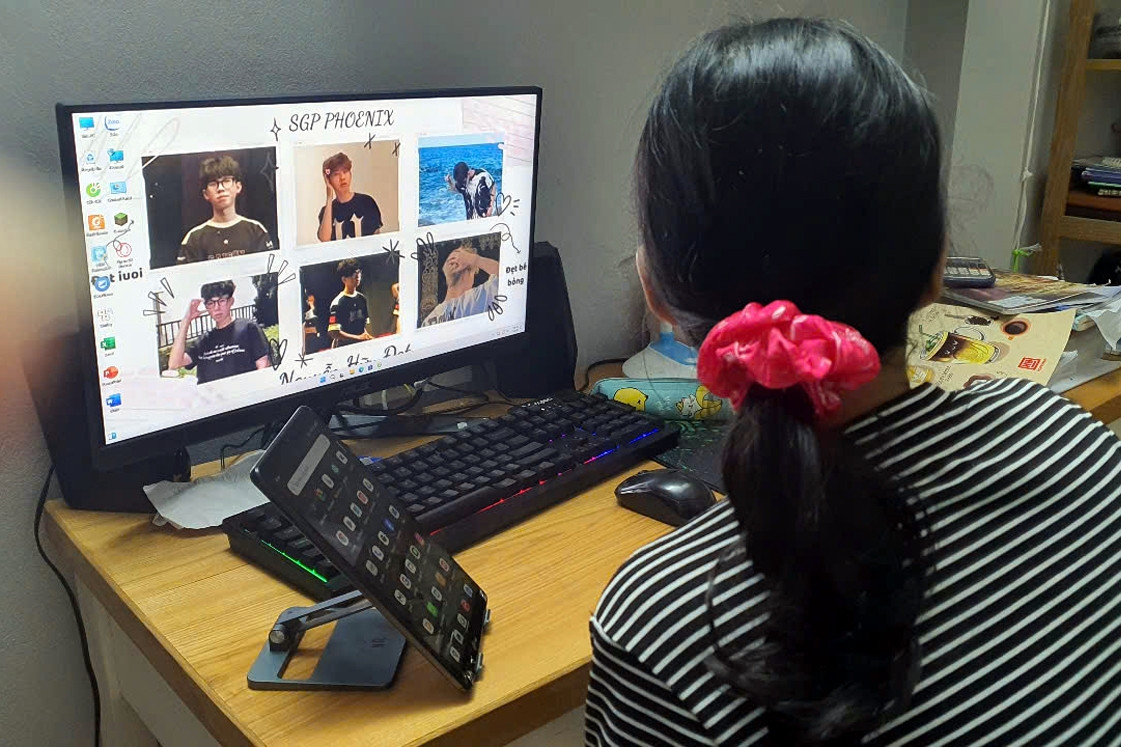 Thiếu nữ 14 tuổi ‘bẻ lái’ cực gắt khiến kẻ giả danh CSGT mất hút