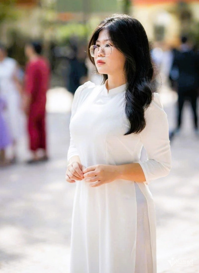 W-Đặng Châu Anh 2.jpg