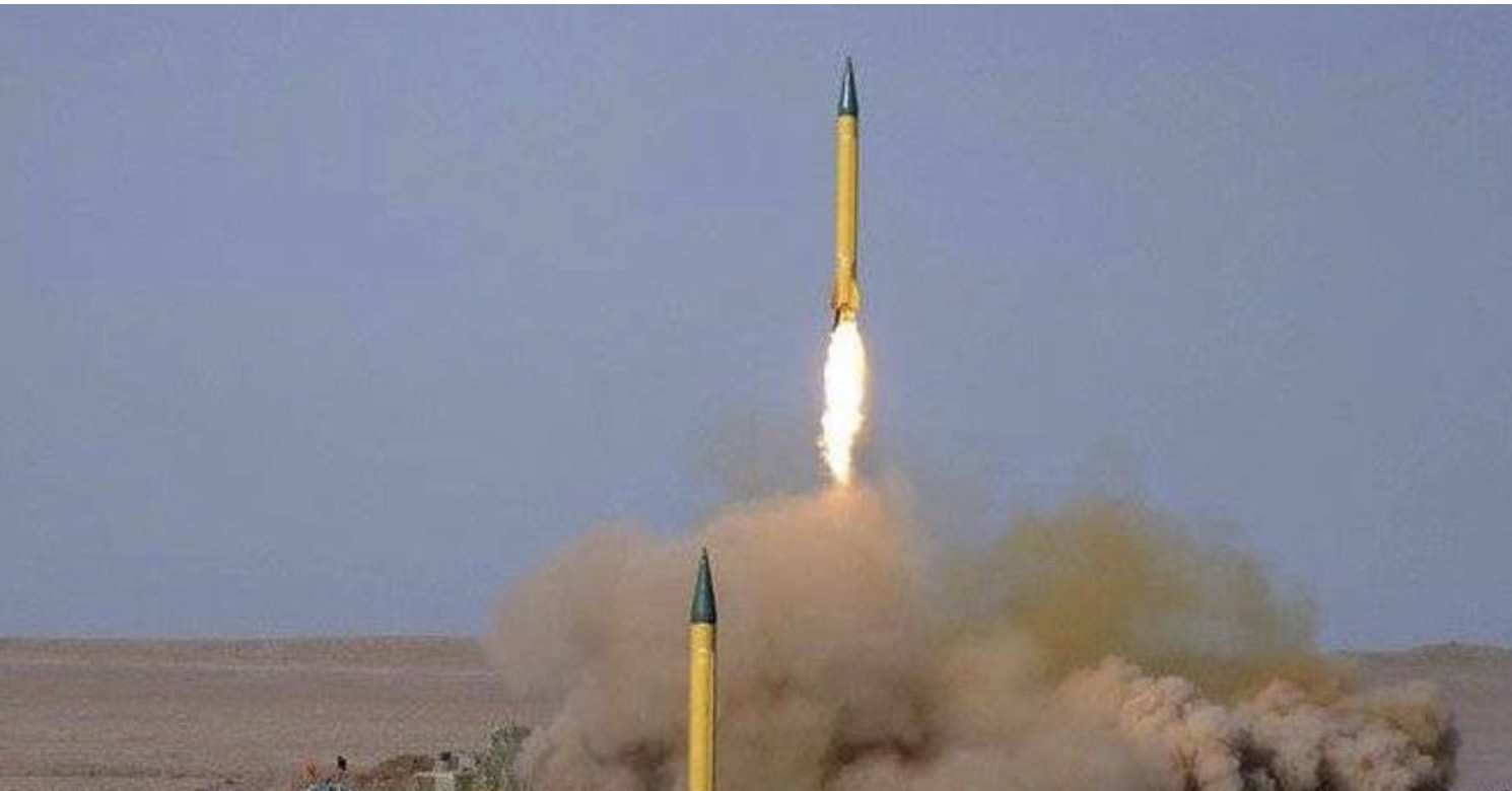 Báo Anh nói Israel che giấu việc bị Iran tấn công 5 căn cứ quân sự
