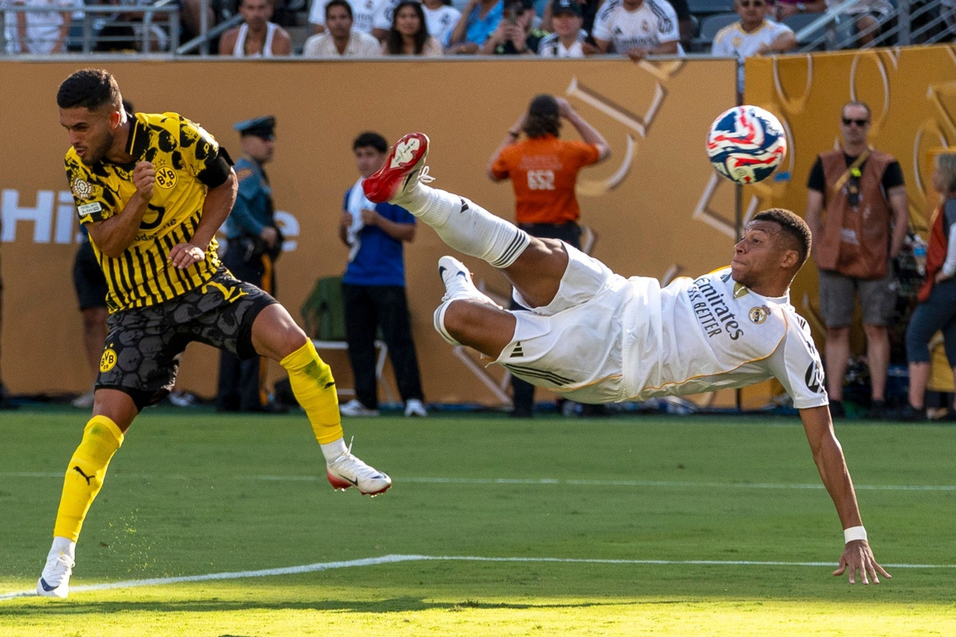 EFE - Mbappe Real Madrid Dortmund.jpg